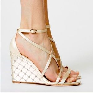 NEW Badgley Mischka Shelly Bridal Wedge Ivory